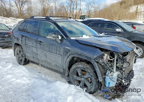 2020 Toyota Rav4 Xse из США, поврежденный, VIN 4T3EWRFV3LU004684